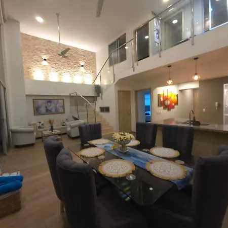 Apartamento Caribbean Oceanview Duplex